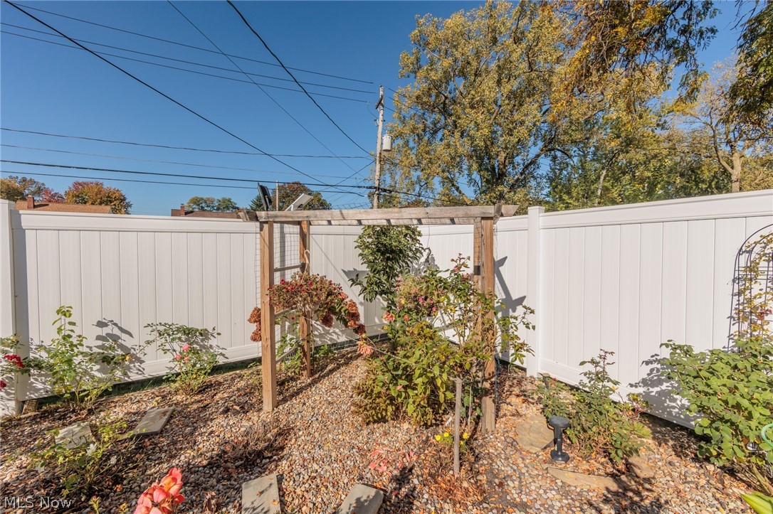 4896 Kennedy Drive Brooklyn OH 44144