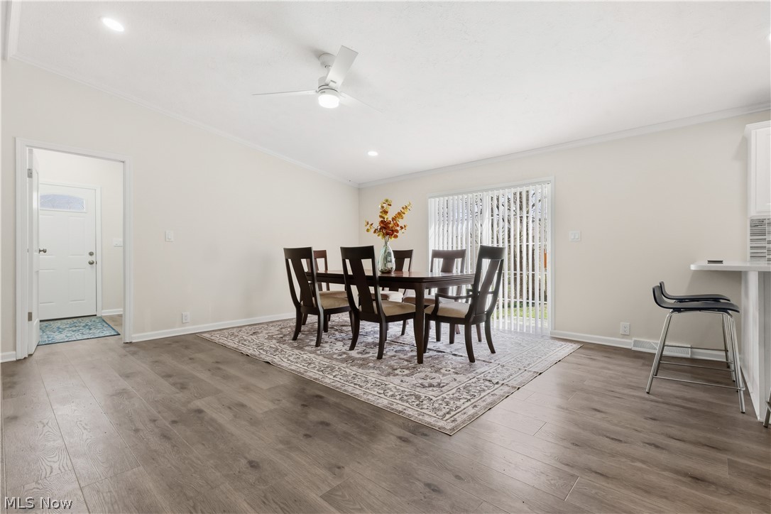 2806 Pomatan Avenue Akron OH 44312
