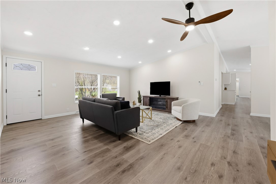 2806 Pomatan Avenue Akron OH 44312