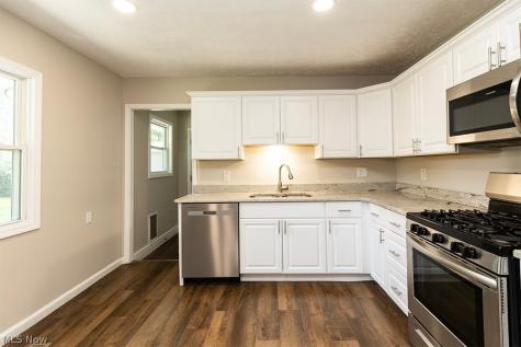 133 Coronado Court Elyria OH 44035