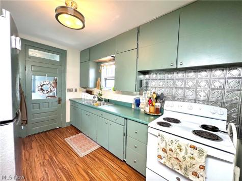 134 Roslyn Avenue NW Canton OH 44708