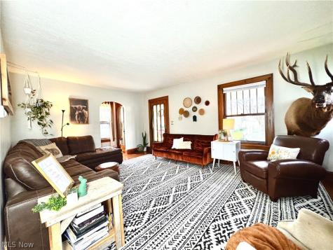 134 Roslyn Avenue NW Canton OH 44708