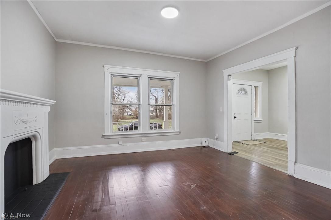 8210 Dorver Avenue Cleveland OH 44105