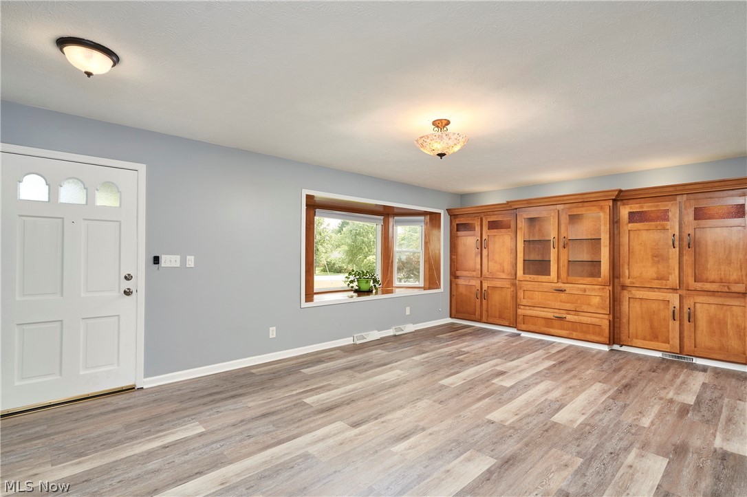 2513 Saint Francis Street Akron OH 44333