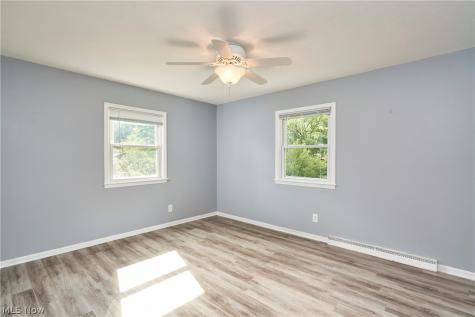 2513 Saint Francis Street Akron OH 44333