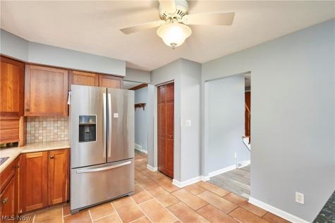 2513 Saint Francis Street Akron OH 44333