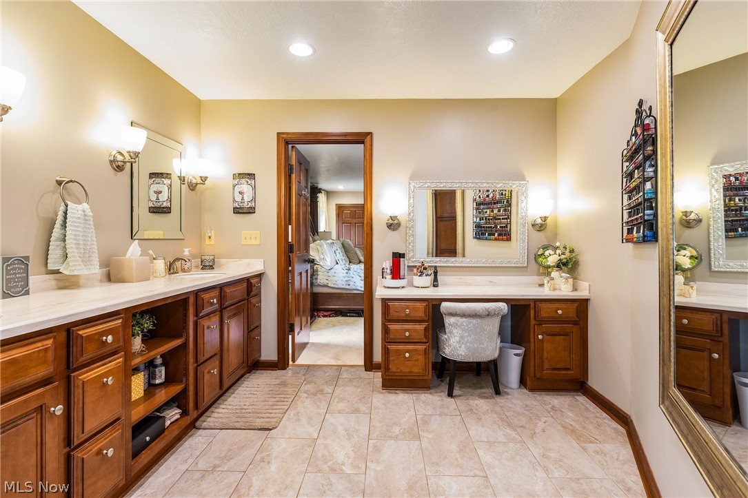 935 Paulin Road Poland OH 44514