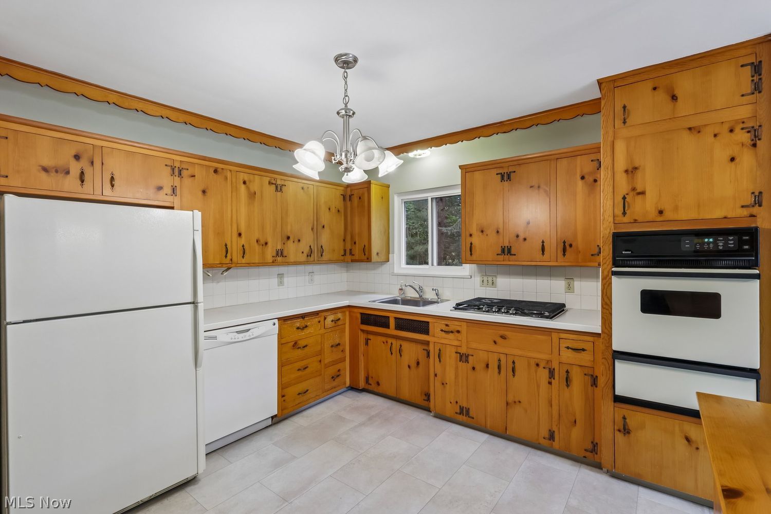 20940 Fairlane Circle Fairview Park OH 44126