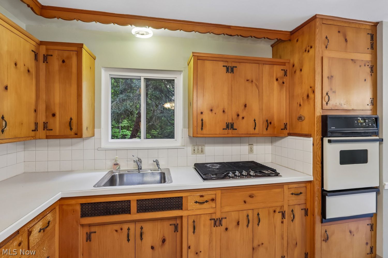 20940 Fairlane Circle Fairview Park OH 44126
