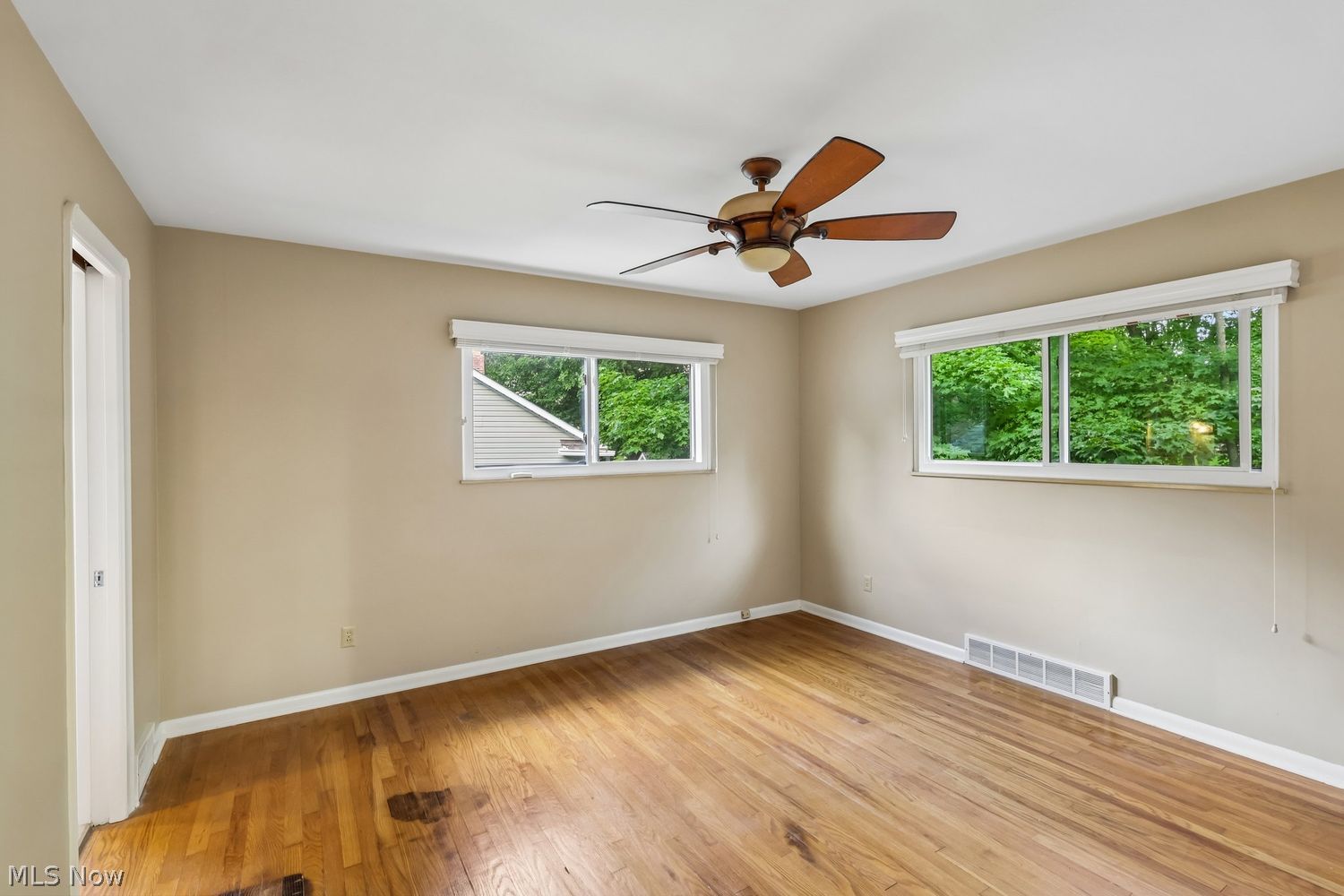 20940 Fairlane Circle Fairview Park OH 44126