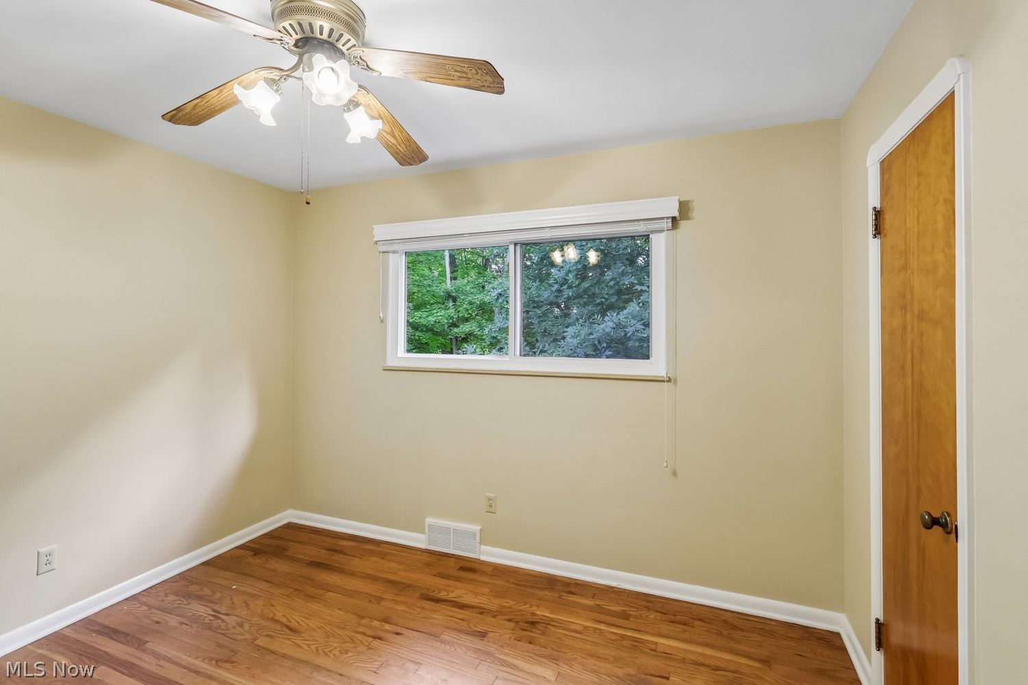 20940 Fairlane Circle Fairview Park OH 44126