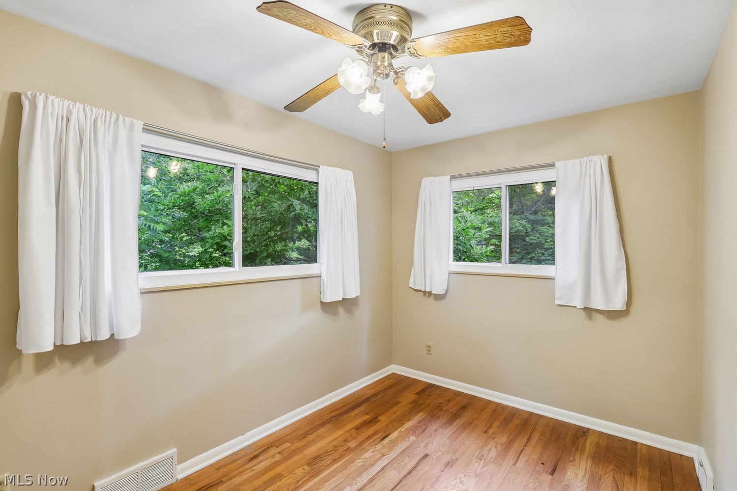 20940 Fairlane Circle Fairview Park OH 44126