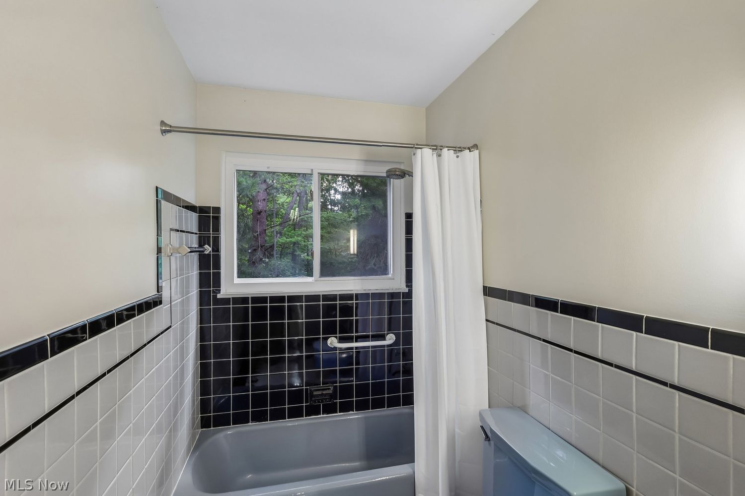 20940 Fairlane Circle Fairview Park OH 44126
