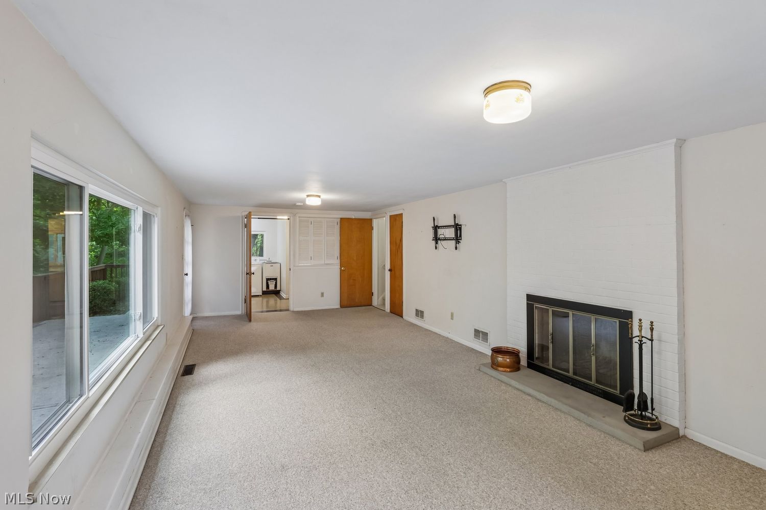 20940 Fairlane Circle Fairview Park OH 44126
