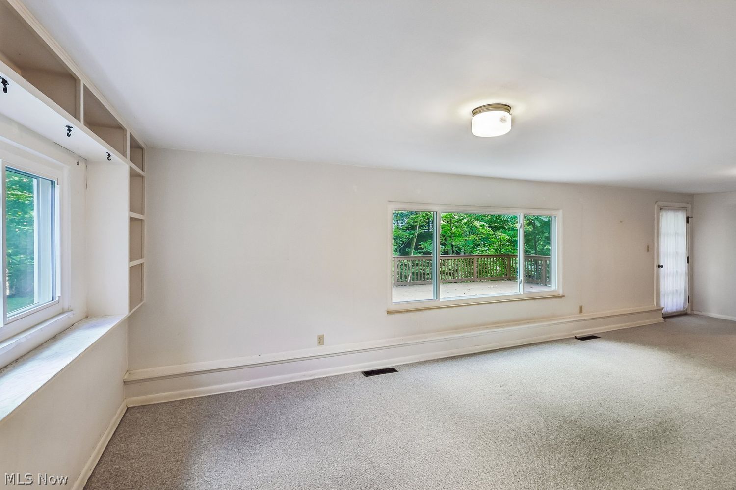 20940 Fairlane Circle Fairview Park OH 44126