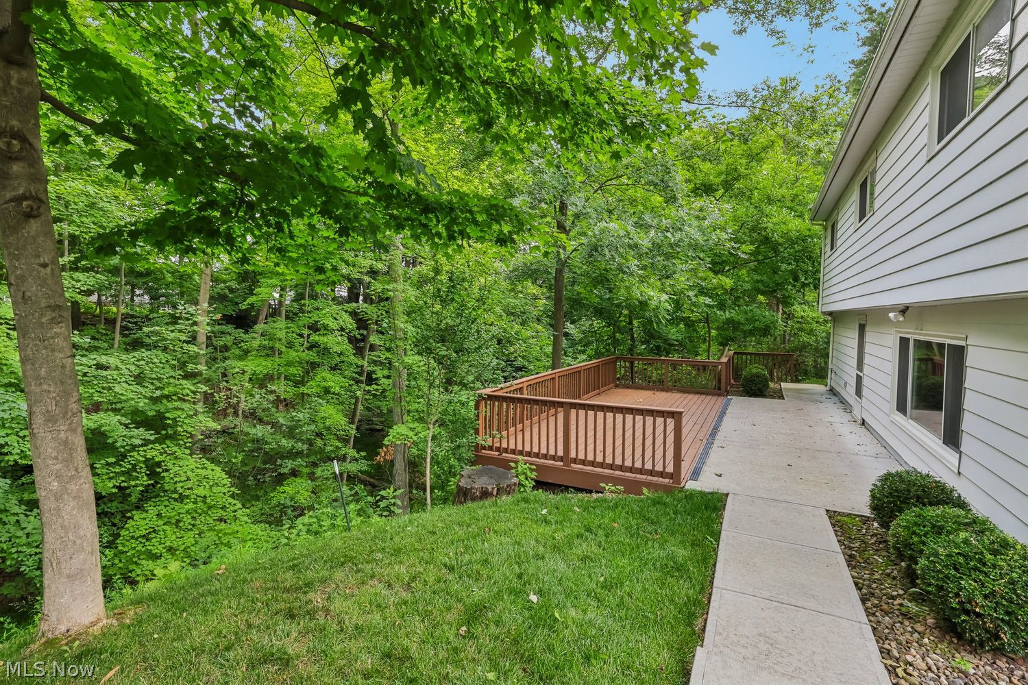 20940 Fairlane Circle Fairview Park OH 44126