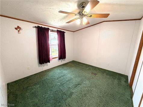 701 N Main Street Wellington OH 44090