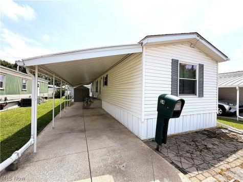 701 N Main Street Wellington OH 44090