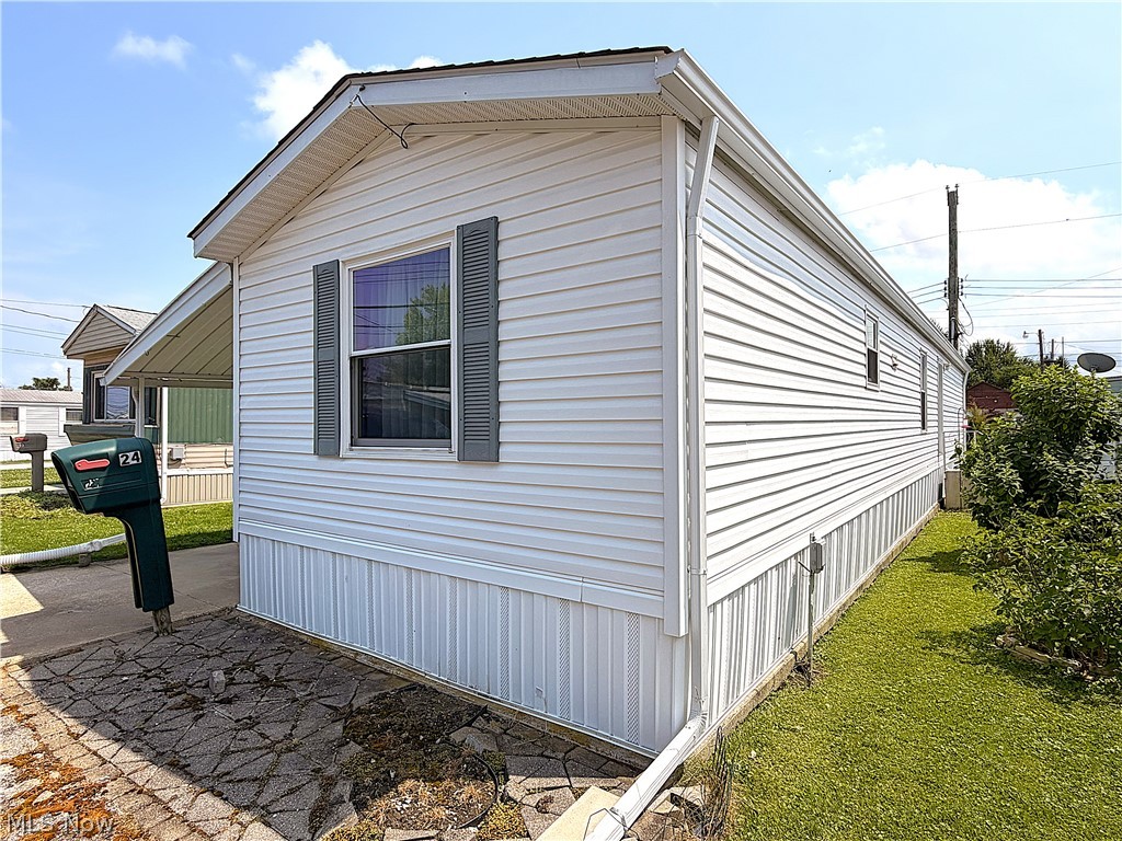 701 N Main Street Wellington OH 44090
