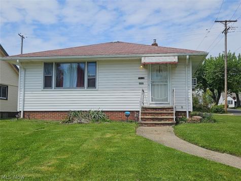9333 S Highland Avenue Garfield Heights OH 44125