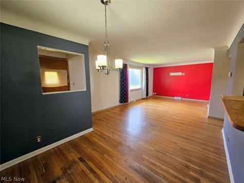 9333 S Highland Avenue Garfield Heights OH 44125