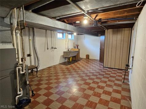 9333 S Highland Avenue Garfield Heights OH 44125