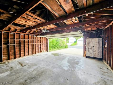 9333 S Highland Avenue Garfield Heights OH 44125