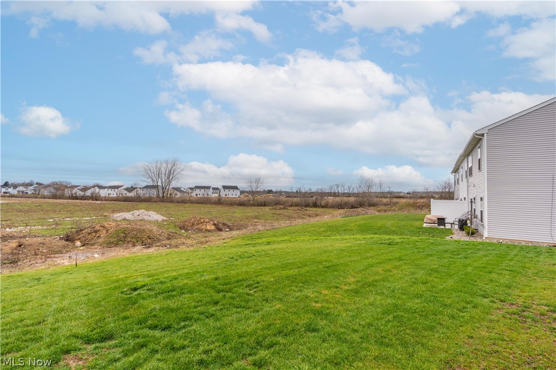 435 Honeycrisp Drive NE Louisville OH 44641