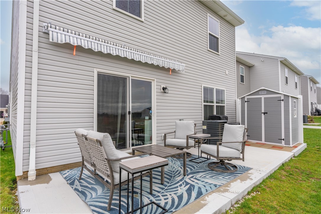 435 Honeycrisp Drive NE Louisville OH 44641
