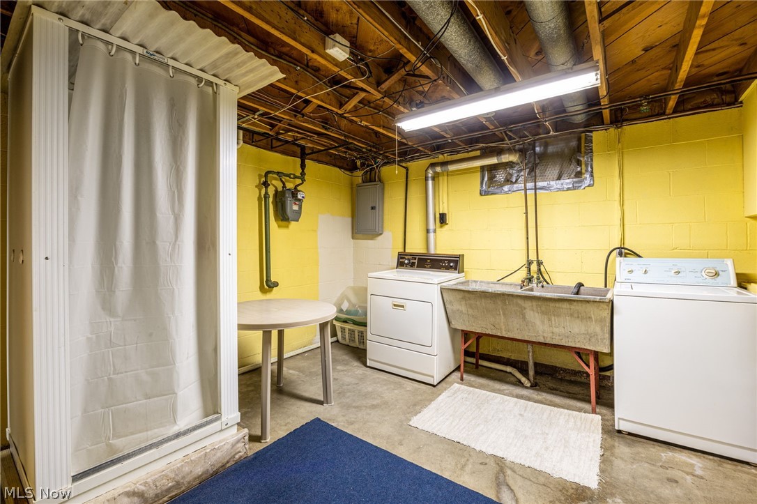 189 Pocantico Avenue Akron OH 44312