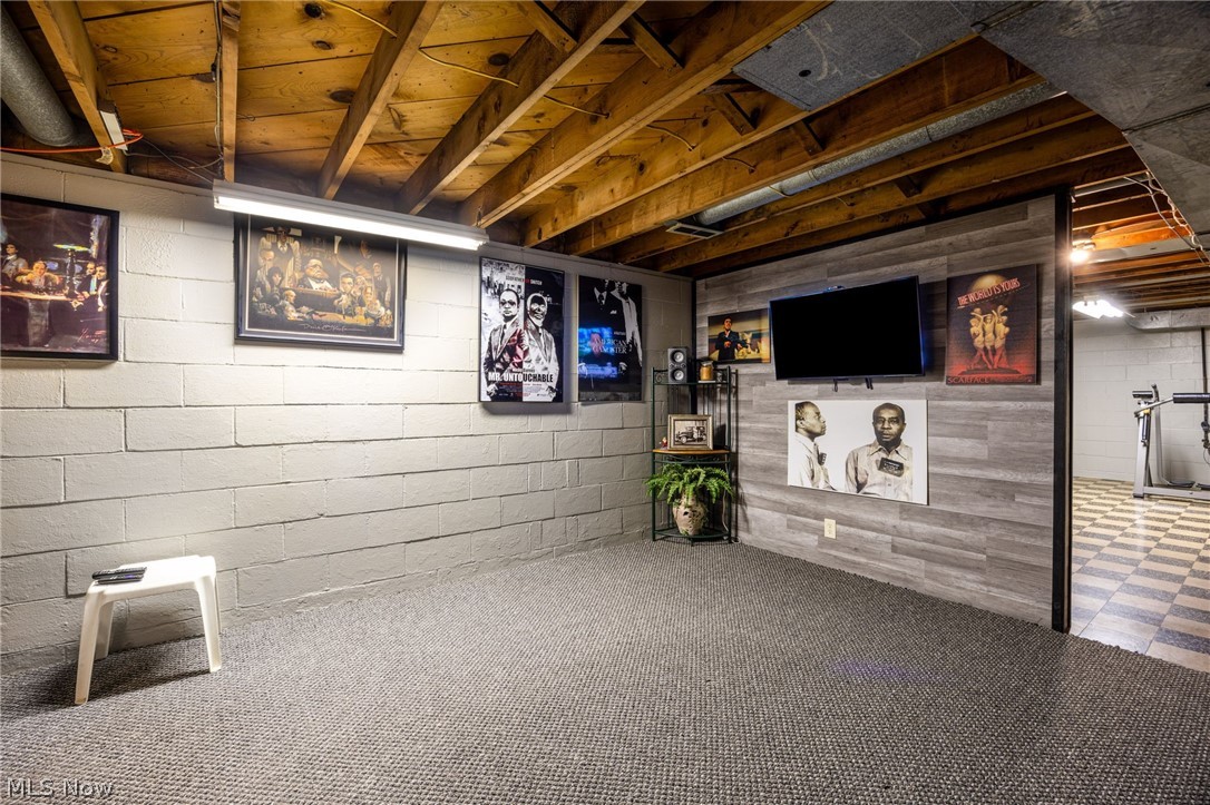 189 Pocantico Avenue Akron OH 44312