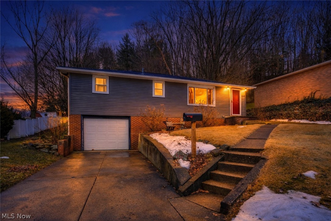 513 Queen Street Minerva OH 44657
