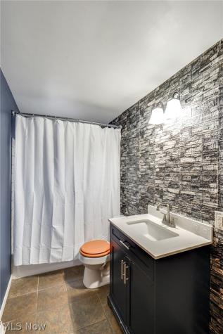 513 Queen Street Minerva OH 44657