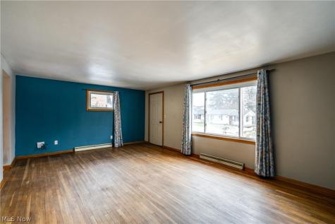 513 Queen Street Minerva OH 44657