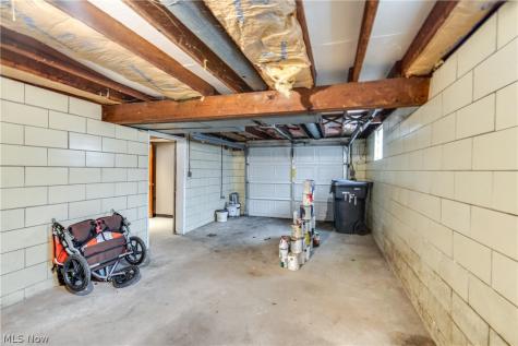 513 Queen Street Minerva OH 44657