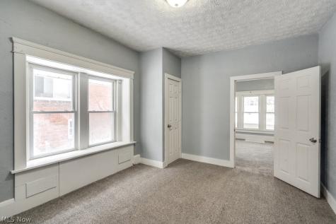 2100 12th Street SW Akron OH 44314