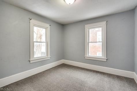2100 12th Street SW Akron OH 44314
