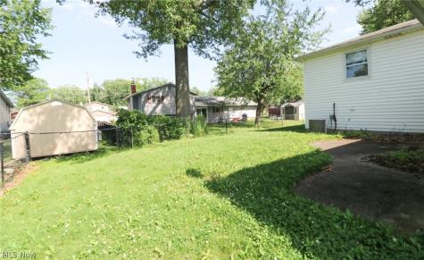 815 W Shore Boulevard Sheffield Lake OH 44054