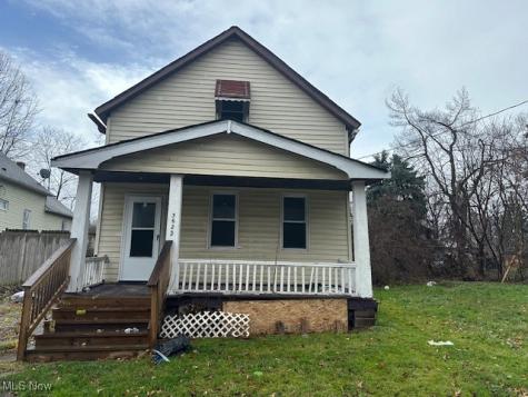 3622 E 61st Street Cleveland OH 44105