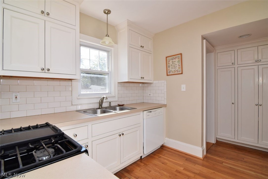 156 E 208 Street Euclid OH 44123