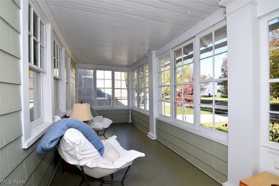 156 E 208 Street Euclid OH 44123