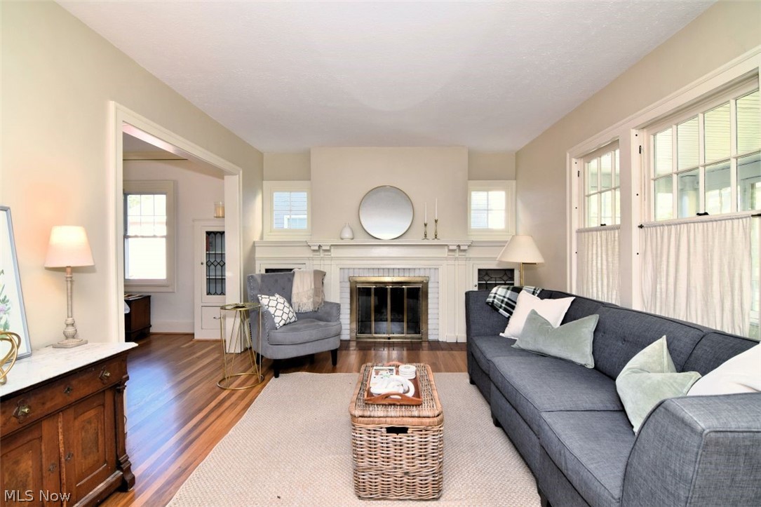 156 E 208 Street Euclid OH 44123