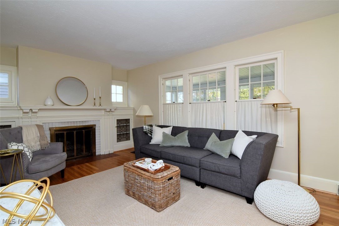 156 E 208 Street Euclid OH 44123