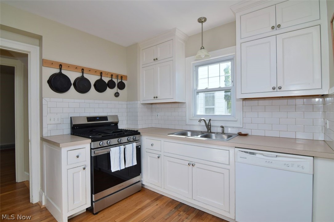 156 E 208 Street Euclid OH 44123