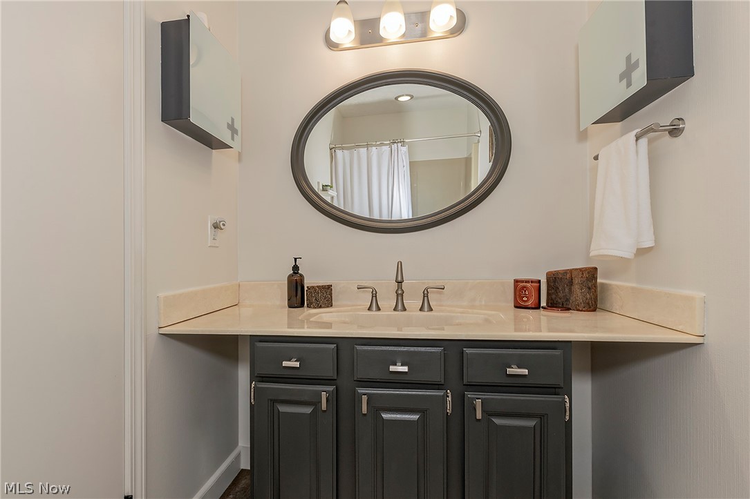 11292 Butternut Road Chardon OH 44024