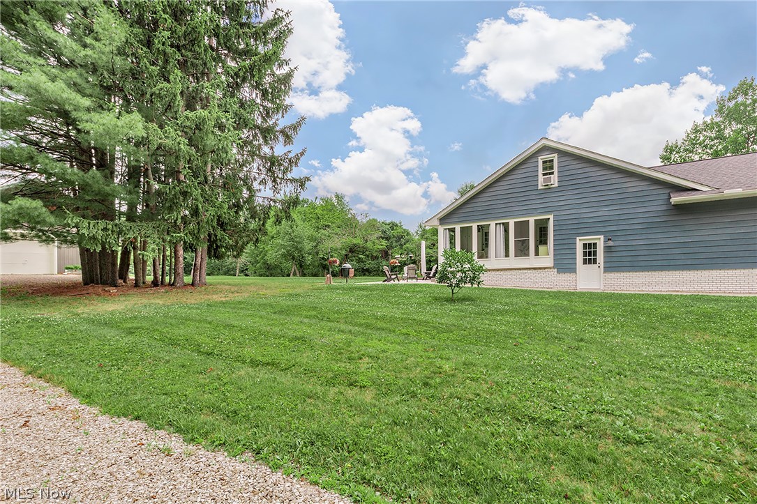 11292 Butternut Road Chardon OH 44024