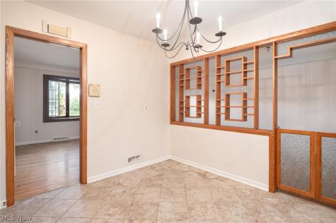 27026 Osborn Road Bay Village OH 44140