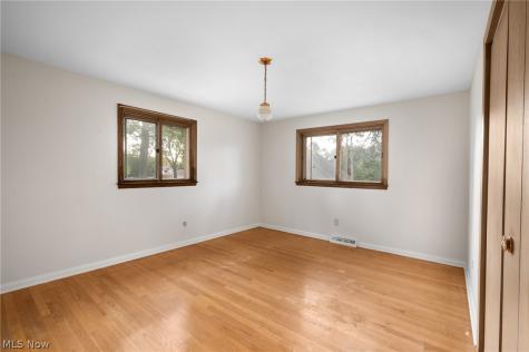 27026 Osborn Road Bay Village OH 44140