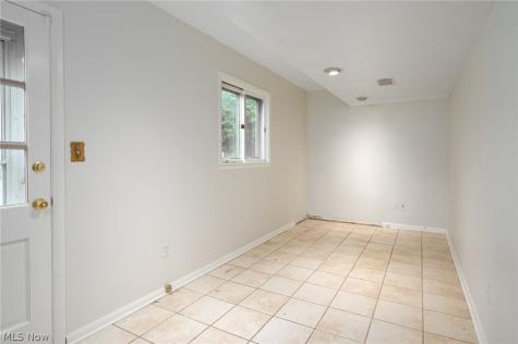 27026 Osborn Road Bay Village OH 44140