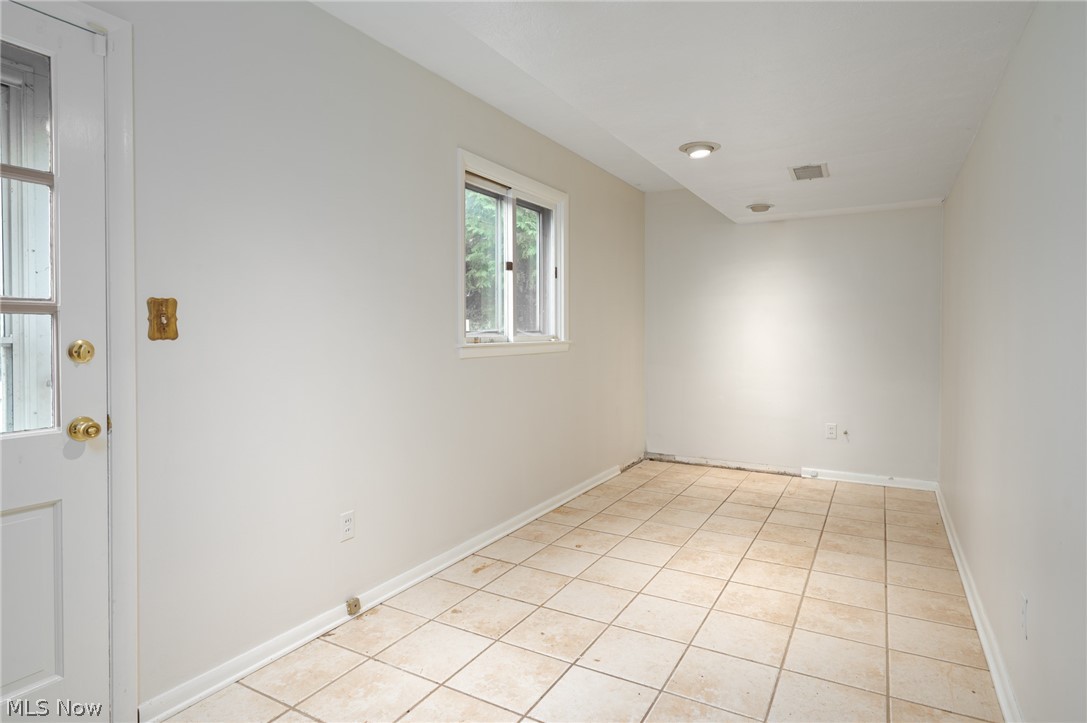 27026 Osborn Road Bay Village OH 44140